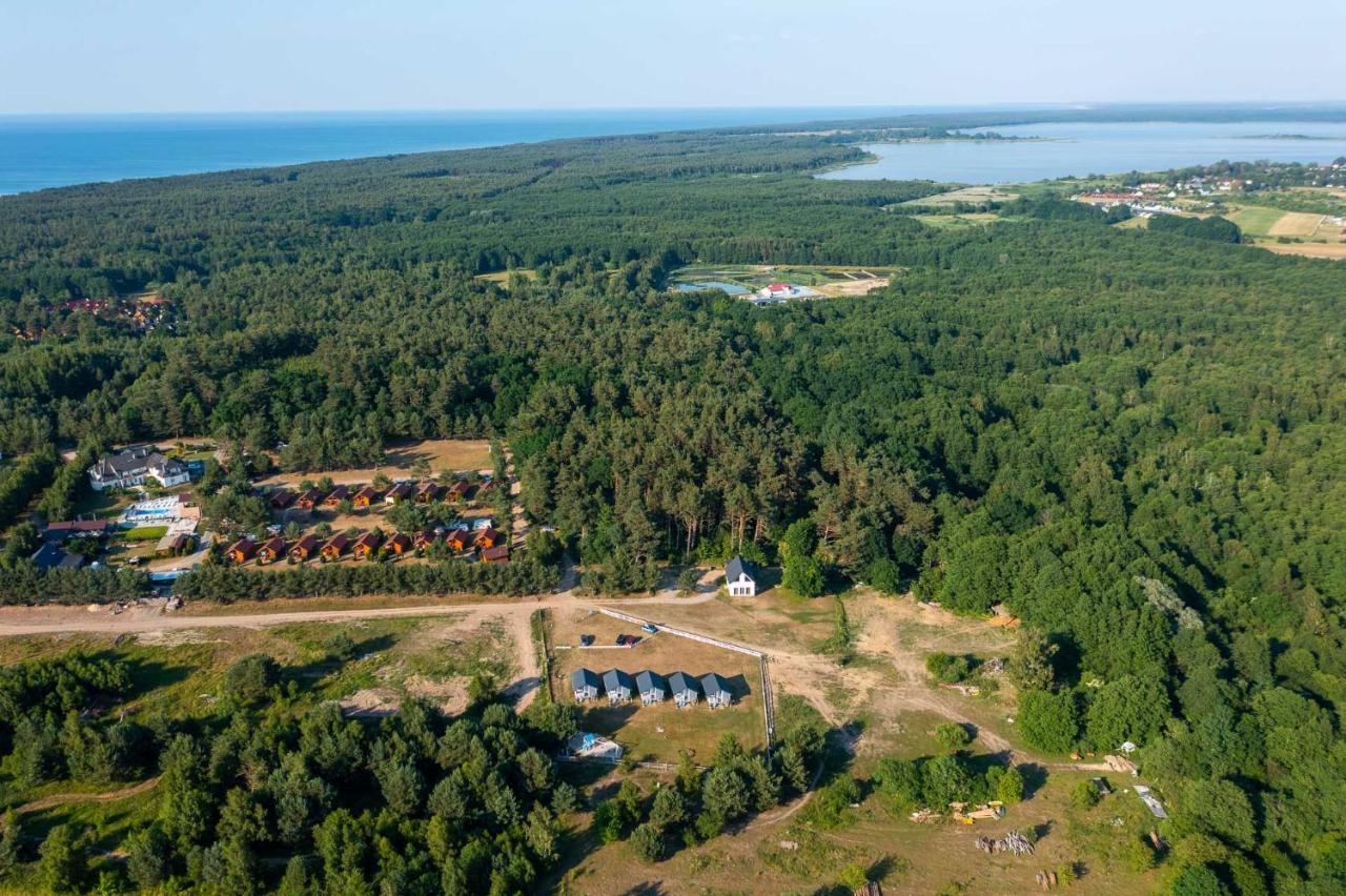 Domki Letniskowe I Pokoje Savana Nad Morzem Jaroslawiec Exterior photo